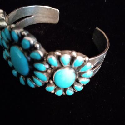 TURQUOISE AND STERLING SILVER BRACELET