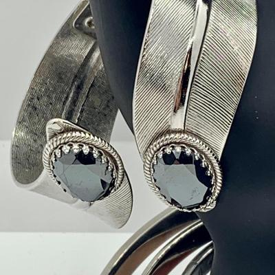 LOTJ5R:  Vintage Enamel/Mother of Pearl Bangle (3)  & Silvertone Hinged Cuff Bracelet w/Hematite Stones & Feathered Design,