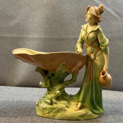 Royal Dux Dish Maiden, Amphora, Frog C.1900