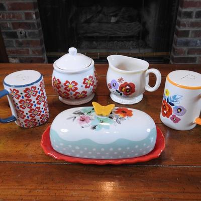 Collection of pioneer woman dishes