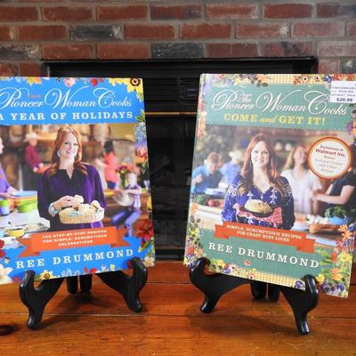 Set of pioneer woman cookbooks