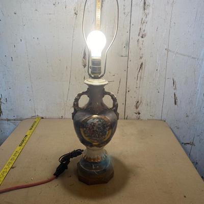 Table lamp