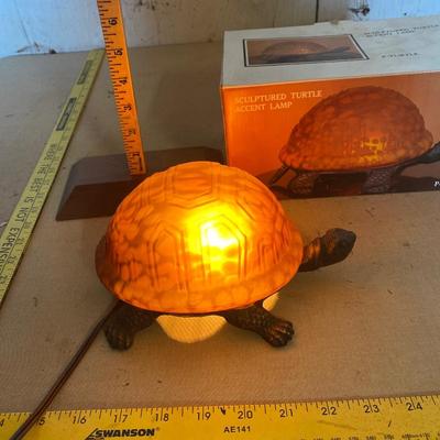Table lamp