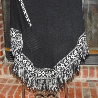 Wishlist poncho