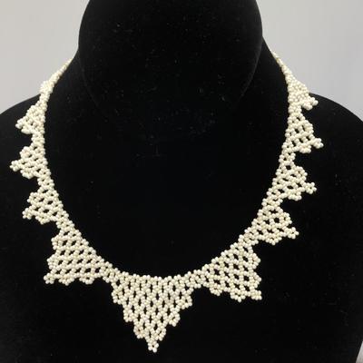Pearl Type  seed Bead Vintage Collar Necklace. Beautiful ðŸ˜