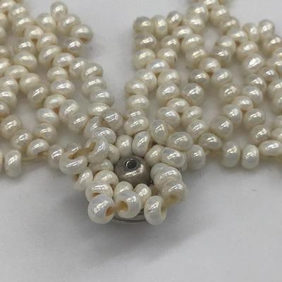 Pearl Type  seed Bead Vintage Collar Necklace. Beautiful ðŸ˜