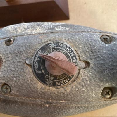 Clothes iron