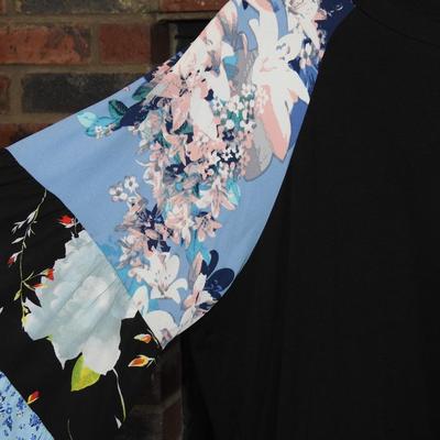 Pioneer woman blouse