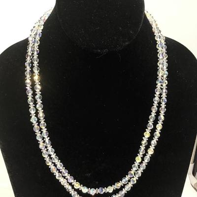 Gorgeous Crystal Necklace. Beautiful Clasp