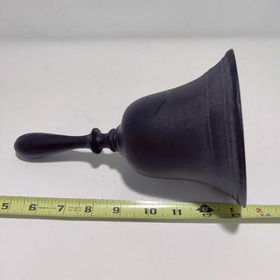 FANTASTIC CAST IRON "CAPTAIN" HAND BELL