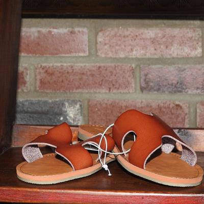 Women's shoes size 7 1/2