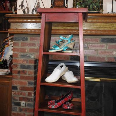 Women's shoe size 7 1/2