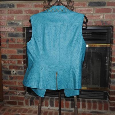Womanâ€™s vest