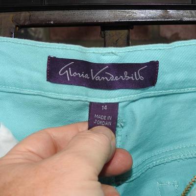 Gloria Vanderbilt womanâ€™s slacks