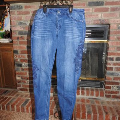 Crown and Ivy womanâ€™s slacks