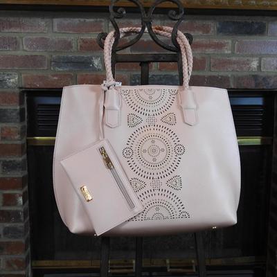 Carlos by Carlos Santana hand bag with wristlet