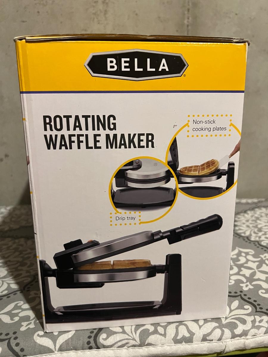 BELLA ROTATING WAFFLE MAKER