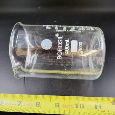 VINTAGE SCIENCE BEAKER & ACCESSORIES SET #1