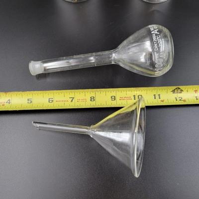 VINTAGE SCIENCE BEAKER & ACCESSORIES BUNDLE #2