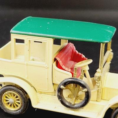 MODELS OF YESTERYEAR  - 1910 BENZ LIMOUSINE
