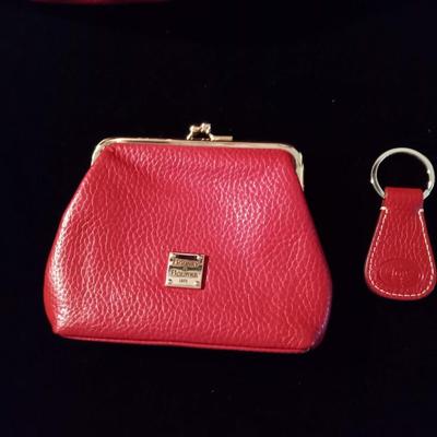 LIKE NEW RED LEATHER DOONEY & BOURKE PURSE WITH COIN PURSE