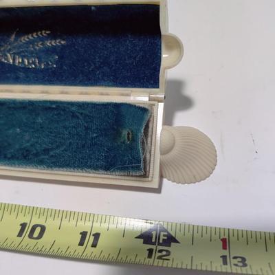 UNIQUE VINTAGE SPEIDEL GOLDEN HARVEST JEWELRY DISPLAY CASE