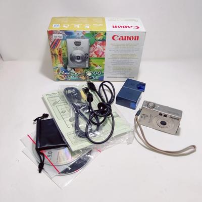 CANNON POWERSHOT S200 DIGITAL ELPH 2MP ULTRA COMPACT DIGITAL CAMERA