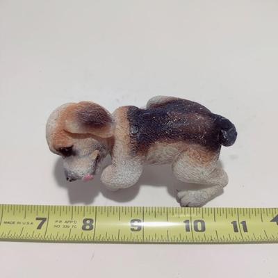 CUTE  BEAGLE PUP FLOWER POT HUGGER FIGURINE