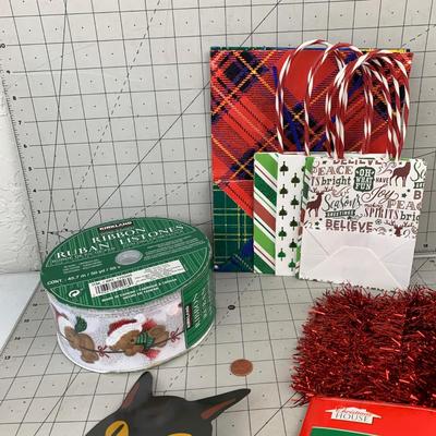 #24 Christmas Garlands, Ribbon, Gift Bags & Black Cat