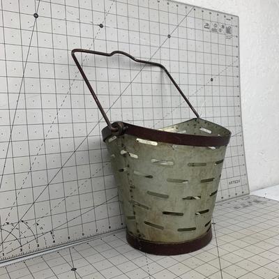 #83 Distressed Metal Olive Bucket With Handle (Small)