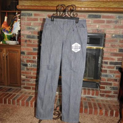 New womanâ€™s jeans
