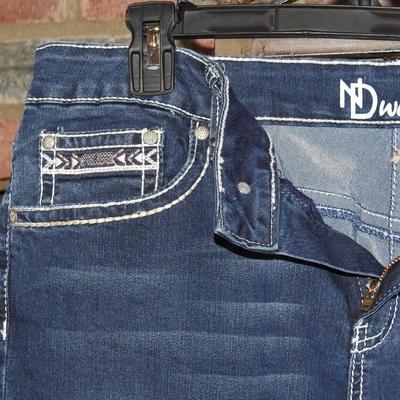 Womanâ€™s jeans