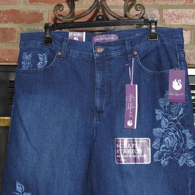 New womanâ€™s jeans