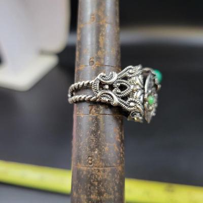 BEAUTIFUL SILVERTONED INTRICATE ADJUSTABLE RING