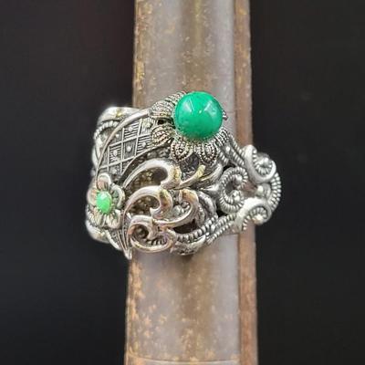 BEAUTIFUL SILVERTONED INTRICATE ADJUSTABLE RING