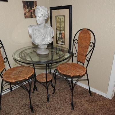 Paris bistro set