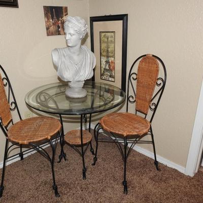 Paris bistro set