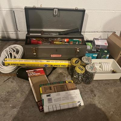 Toolbox With Contents & Hardware (S-MG)