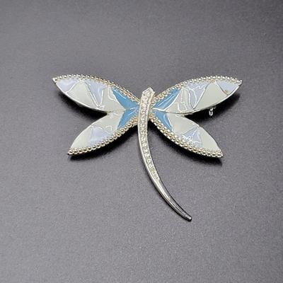 BEAUTIFUL BLUE & SILVER TONED DRAGON PIN