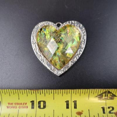 MULTI TONED RESIN HEART PENDANT