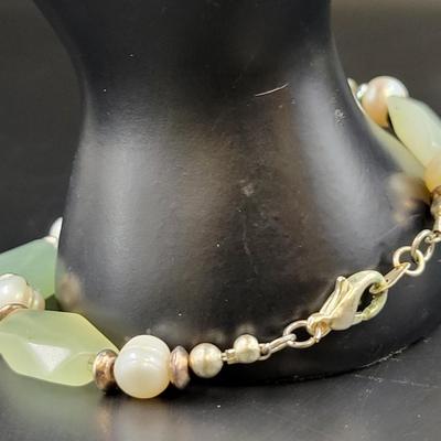 BEAUTIFUL STONE DECORATIVE BRACELET