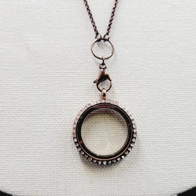 CUTE BROWN TONED FLOATING CHARM NECKLACE