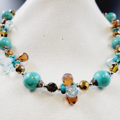 CHUNKY BEADED FAUX CRYSTAL & FAUX TURQUOISE NECKLACE
