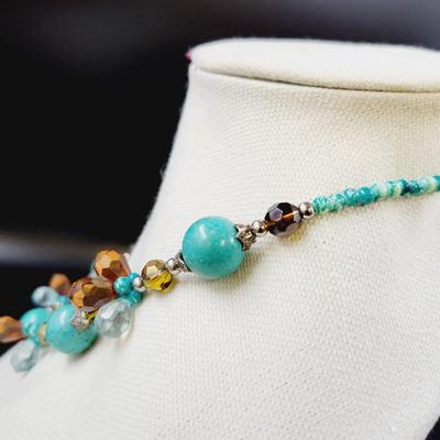CHUNKY BEADED FAUX CRYSTAL & FAUX TURQUOISE NECKLACE