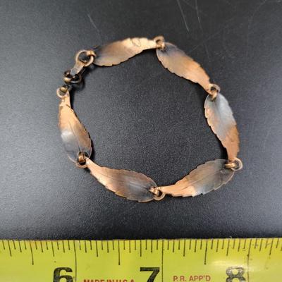 BEAUTIFUL COPPER LEAF INSPIRED BRACELET