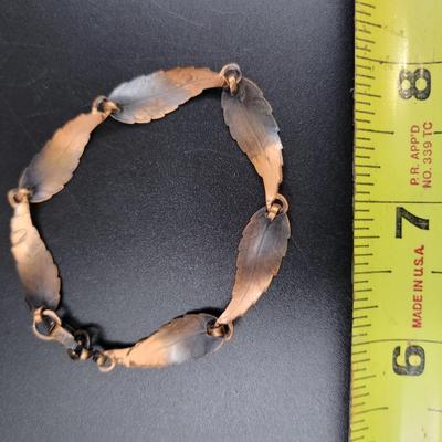 BEAUTIFUL COPPER LEAF INSPIRED BRACELET