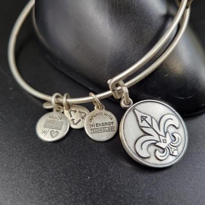 ALEX & ANI + ENERGY BANGLE BAR "FLEUR DE LIS" SILVER TONED EXPANDABLE BRACELET