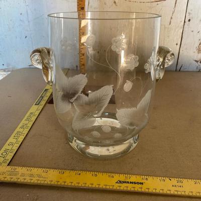 Glass ice bucket