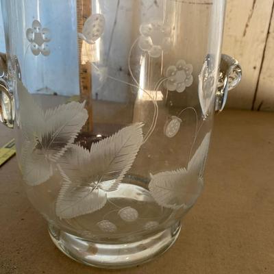 Glass ice bucket