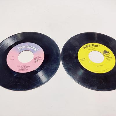 CHILDREN'S DISNEY AND PETER PAN RECORDS BOOK AND MUSIC 45'S LOT